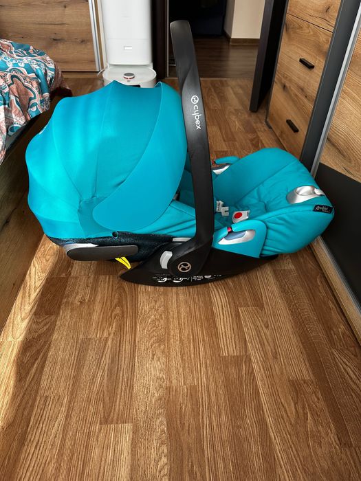 Кошница/столче за кола Cybex Cloud Z