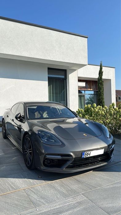Porsche Panamera TurboS