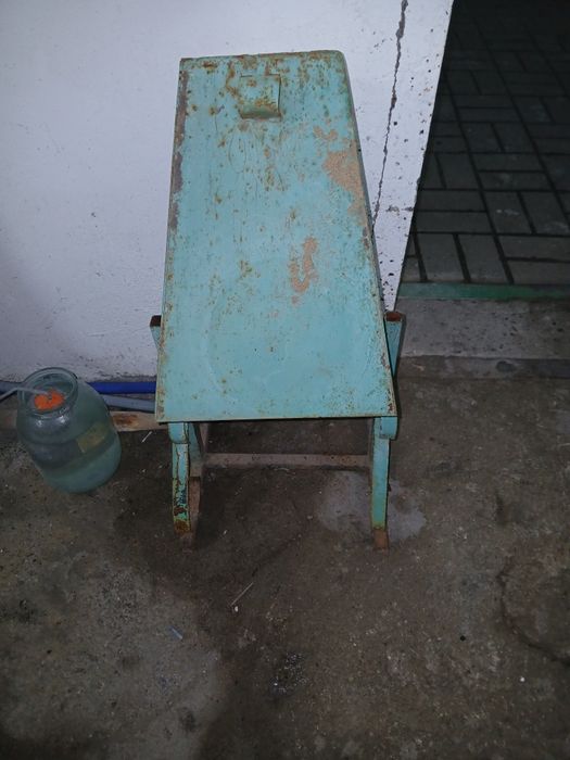 Урна, в отличном состоянии недорого, только нал