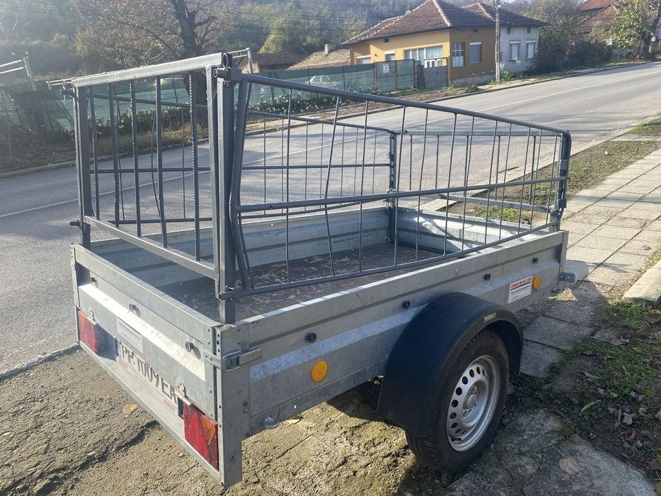 Ремарке с документи