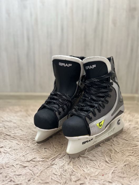 Продам коньки мужские