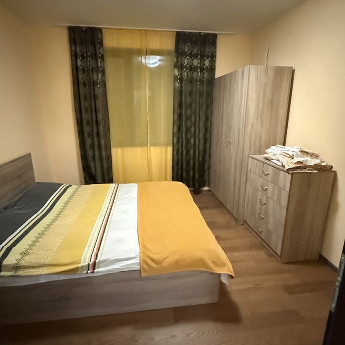 Чисто  нов апартамент под наем с панорамна гледа !