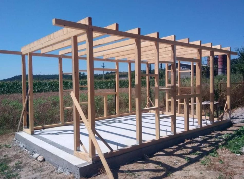 Foișoare și terase imobiliare de gradina