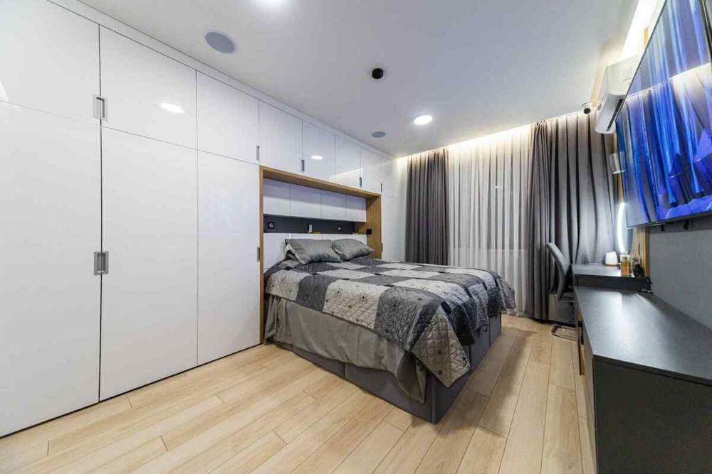 Тристаен апартамент за продажба в супер центъра на гр. Първомай