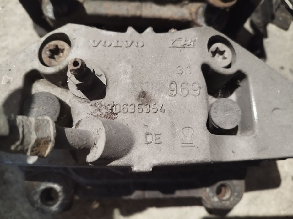 Etriere fata volvo xc90 model 2003