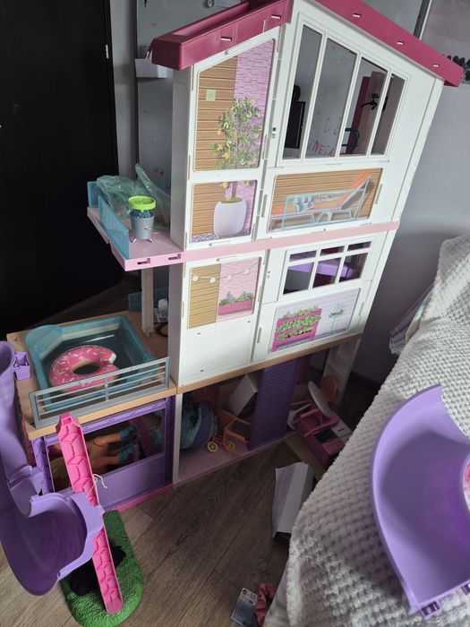 Casuta Barbie Dreamhouse