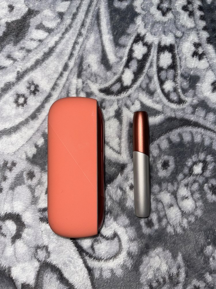 Iqos 3 Duo gri cu accesorii,usa,capac,husa silicon copper