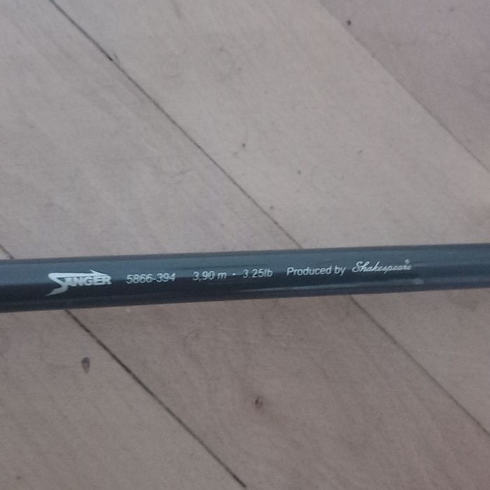 Vând lansată Carp 3.90 .