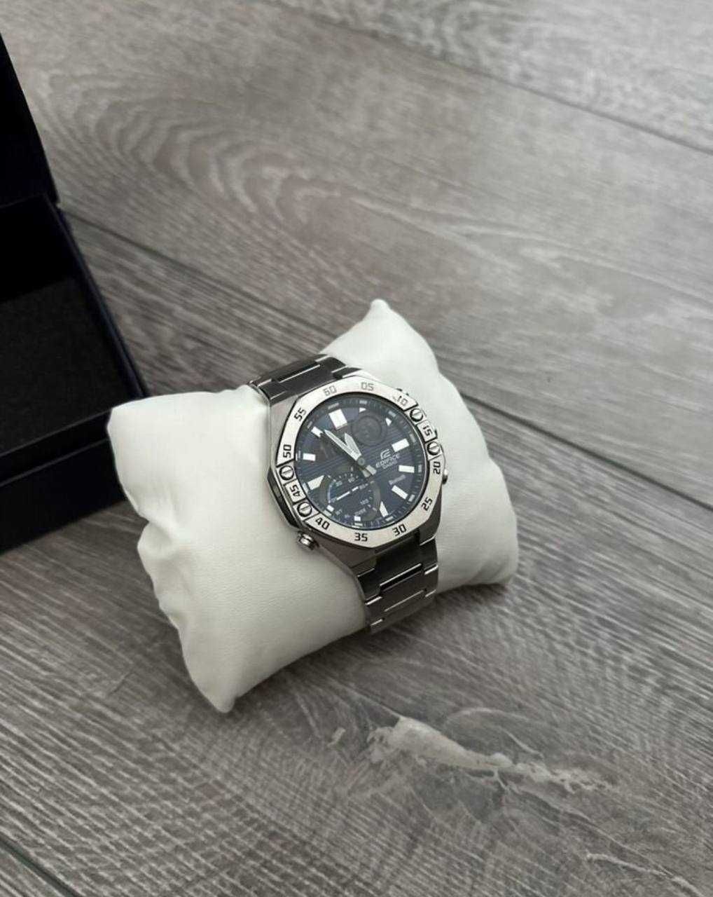 Часы наручные Casio ECB-10D-2ADF