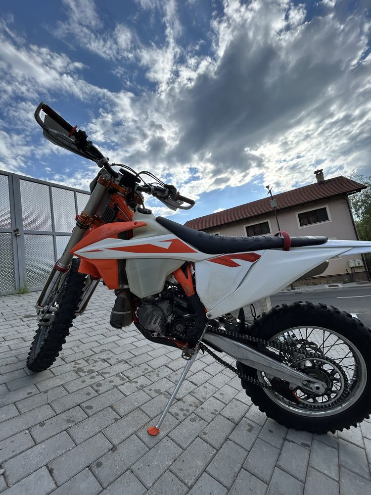 Vând KTM six days 300 TPI model 2020 Portugal