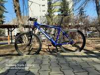 Se vinde bicicleta Cannondale F-6