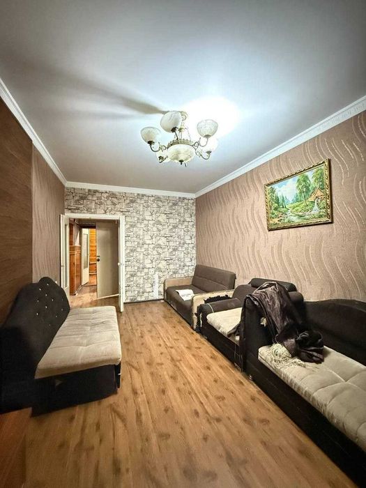 3-х комнатная квартира массив Кушбеги (хорош. среднее сост. ID: 4245