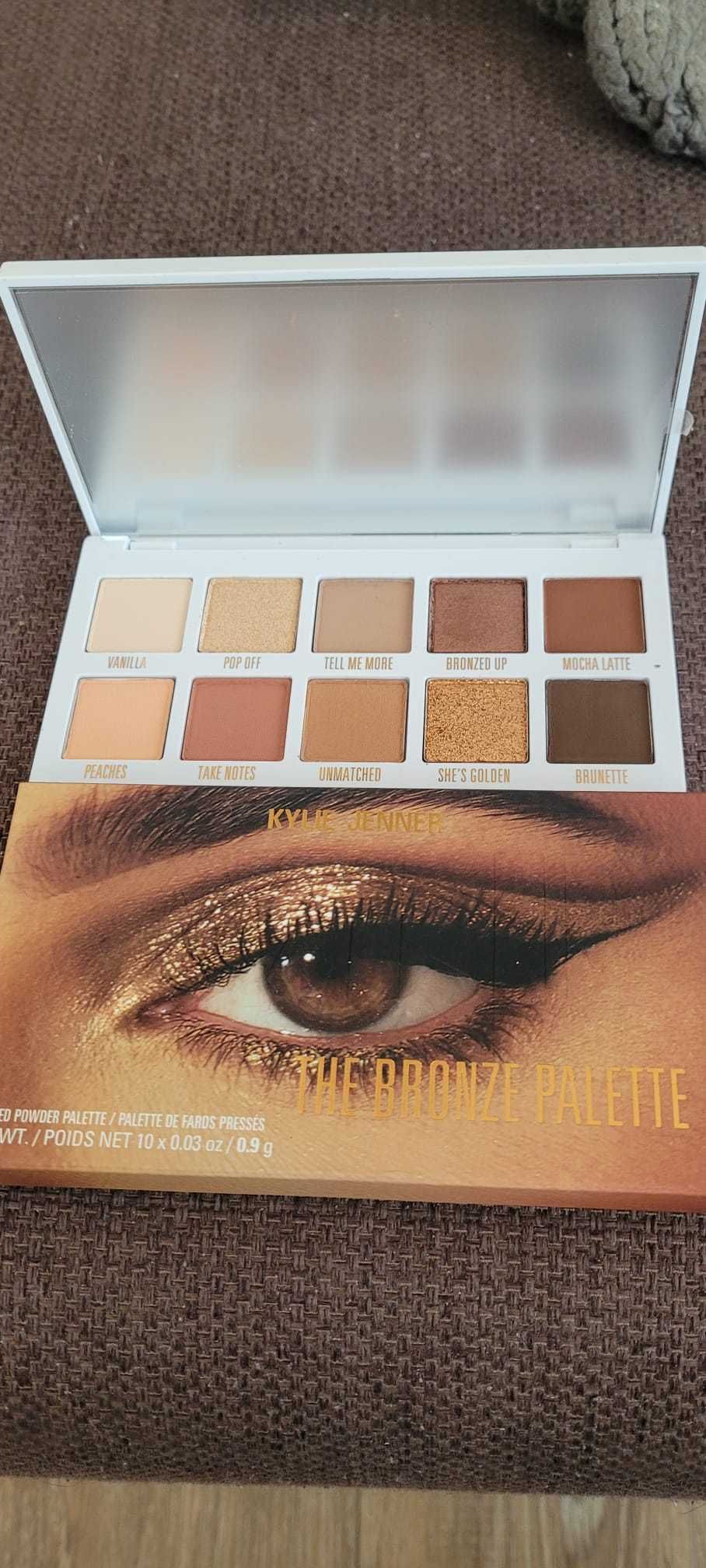 Vand paleta Bronze - Kylie Jenner