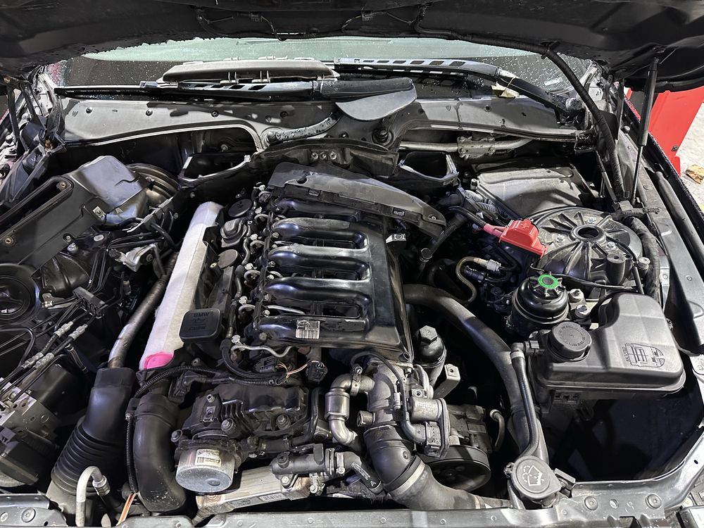 bmw 530D e60  **VOLAN DREAPTA**