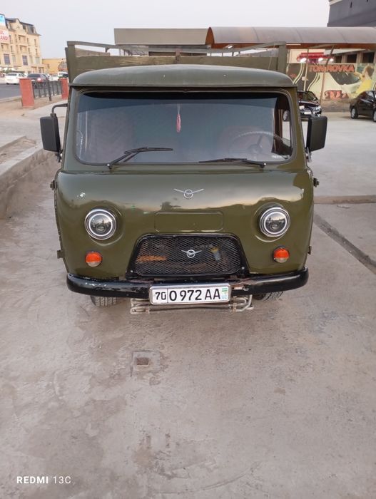 Uaz  sotiladi 1978 xolati  a'lo 2  ta 100 talik metani bor. Barakali.