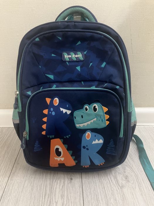 Рюкзак для младших классов