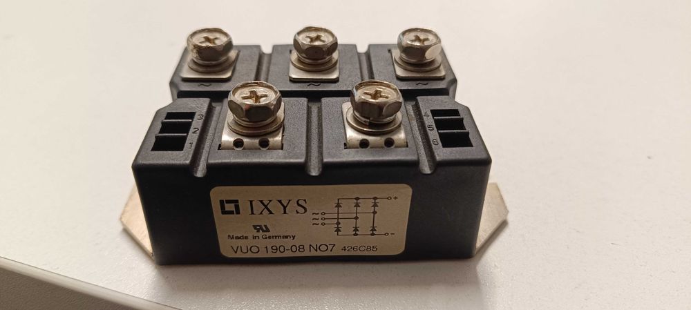 Трифазен мостов токоизправител VUO190-08NO7