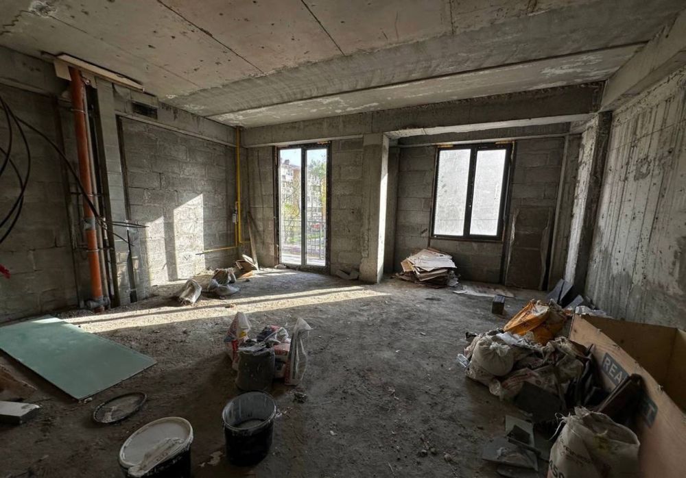 Ялангач срочно продается квартира новостройка 2/2/5 коробка