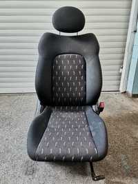 Дясна седалка (пасажерска) за Mercedes-Benz w203