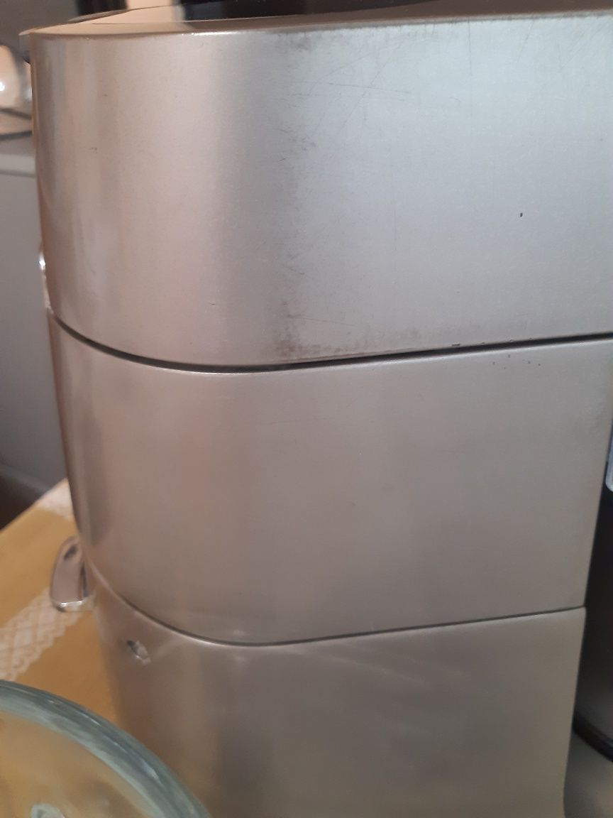 KENWOOD Chef XL 1700W 6.7L Кухненски робот