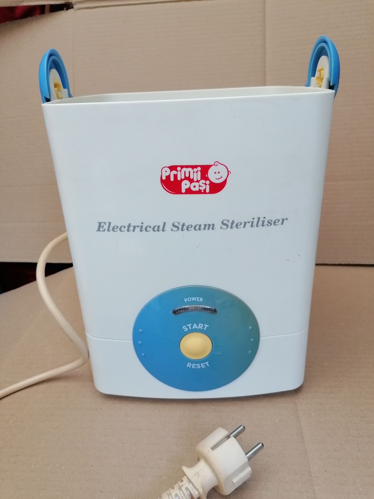 Sterilizator electrice cu aburi