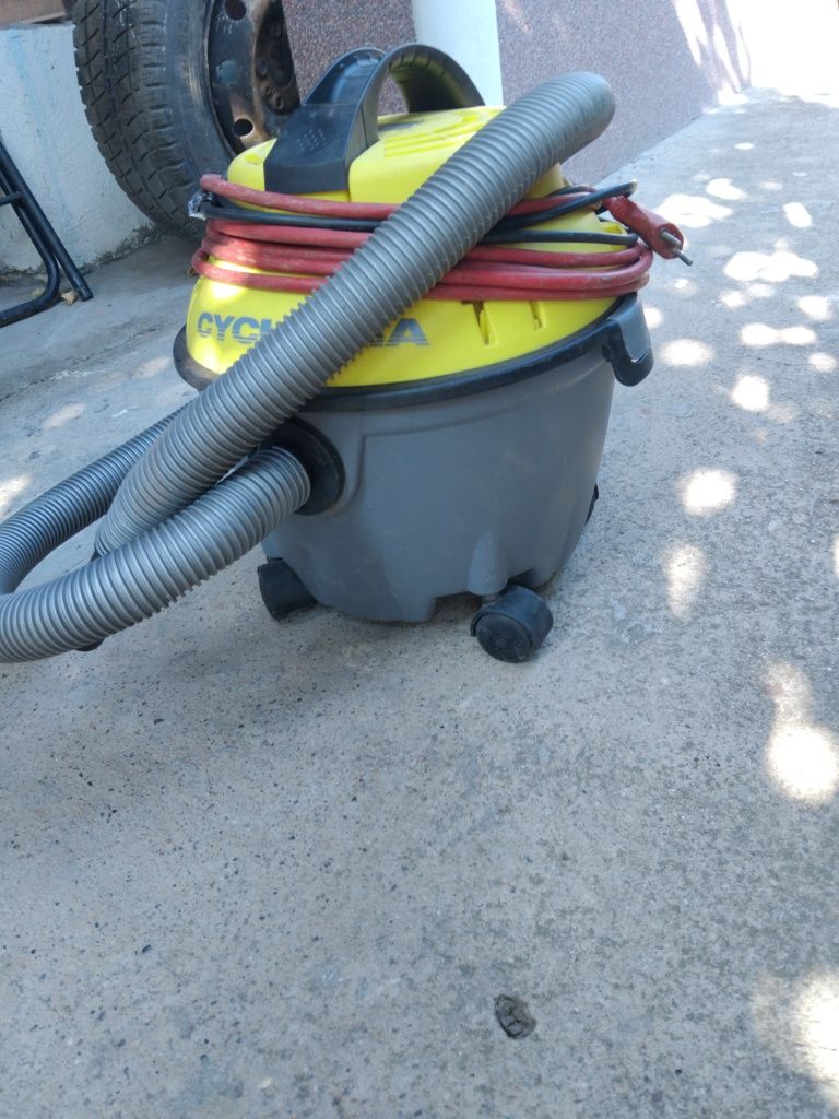 Прахосмукачка 1000w