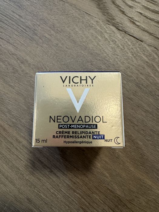 Vichy и La Roche Posay кремове и фон дьо тени