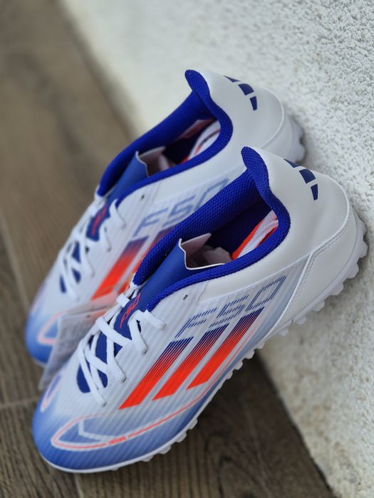 Adidas F50 Club Astro Turf mărime 43 noi in cutie