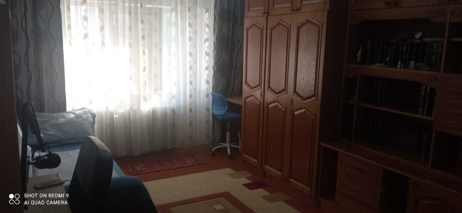 Vand apartament decomandat etajul 1