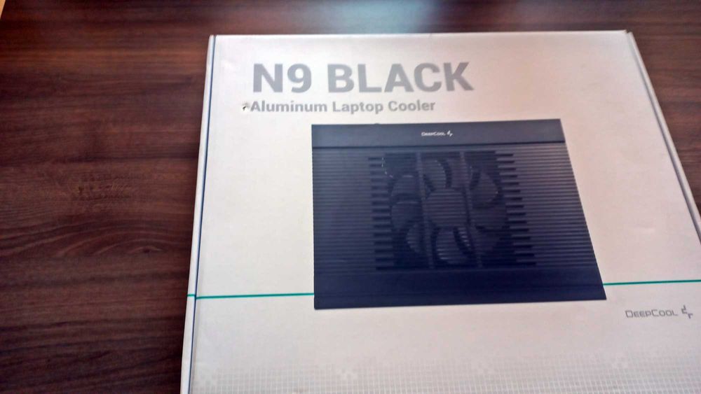Охлаждаща поставка за лаптоп DeepCool N9