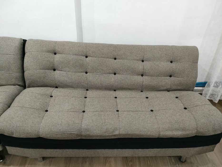 Продам диван и два кресла