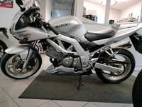 Zuzuki SV 650S (motocicleta sport)