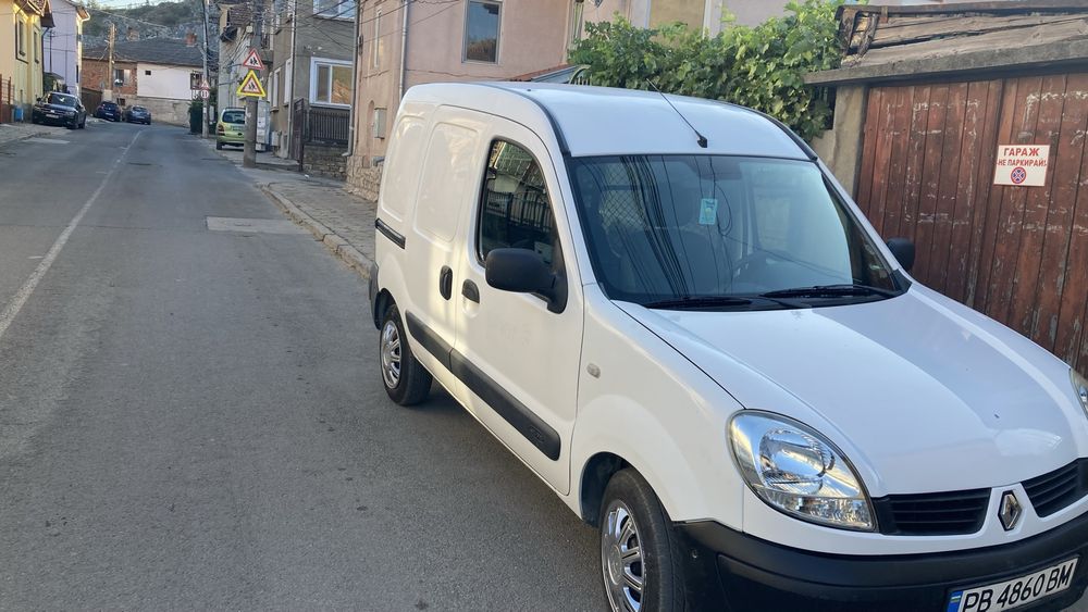 Продавам Renault Kangoo 1.5dci