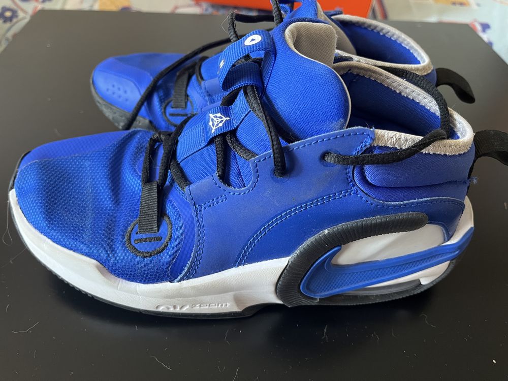 Маратонки за баскетбол Nike Air Zoom
