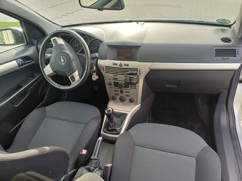 Se vinde Opel Astra H Motor 1.7 diesel An 2008 un singur proprietar