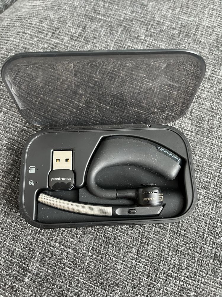 Bluetooth слушалка Plantronics, Voyager Legend, С преносимо зарядно