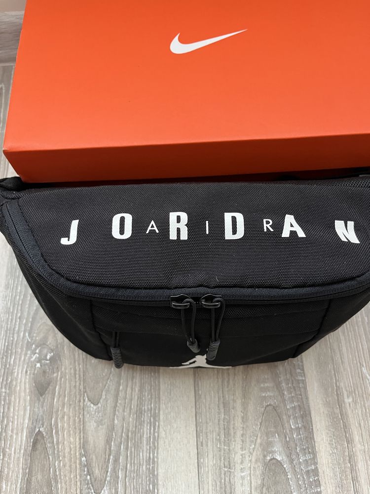 Чисто нова чанта Jordan