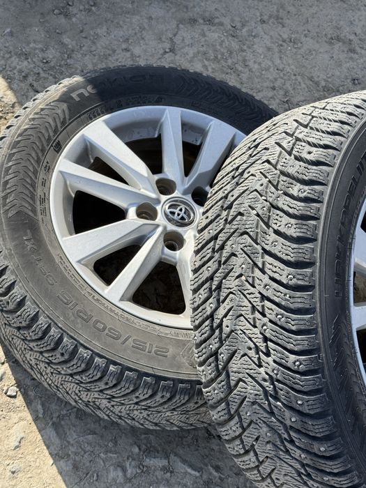 Шины с дисками в отличном состоянии