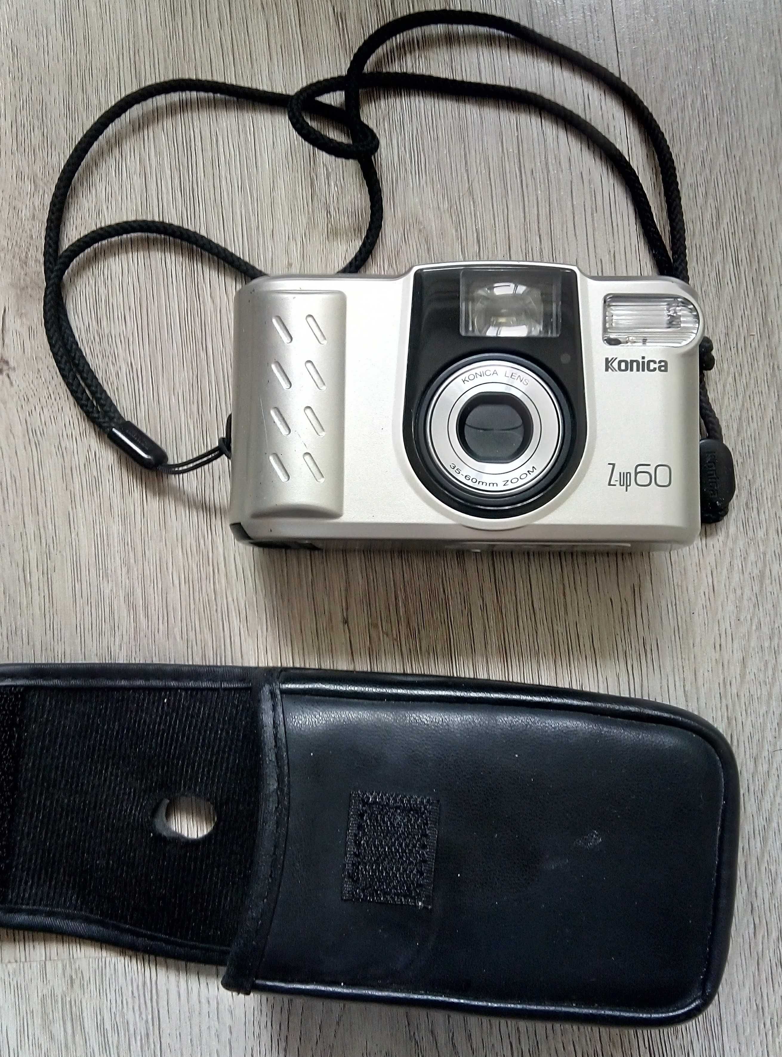 Фотоапарати Skina, Konica, лента Konica
