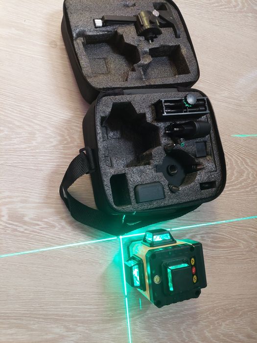 Nivela Laser 16 linii