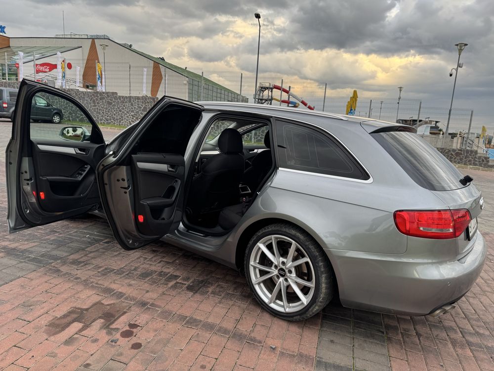 Vand Audi A4 b8 automata facelift