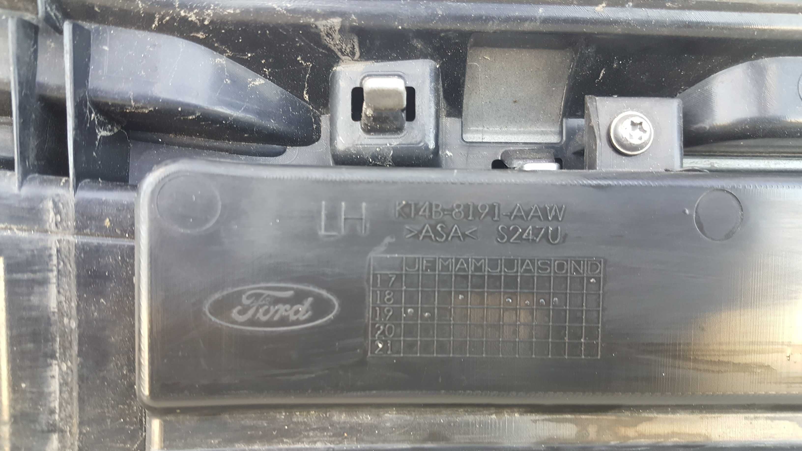 grila centrala ford edge