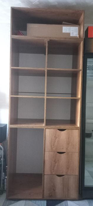 Продам шкаф в идеальном состоянии.