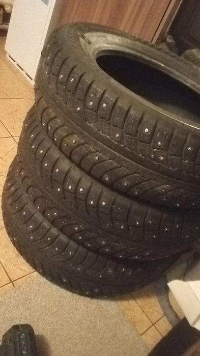 Продам зимнюю резину на R15 MATADOR