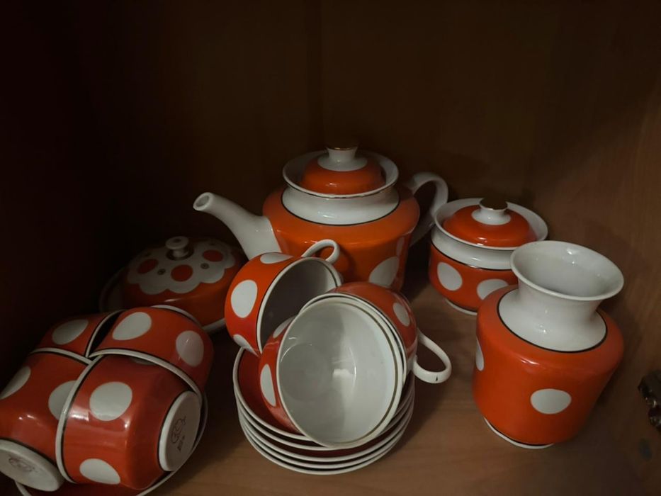 Продам фарворовый сервиз
