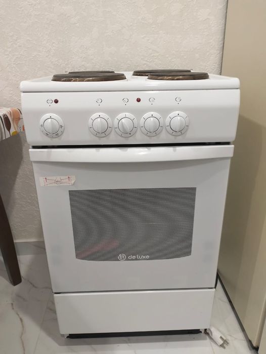 Газовая плита хорошом состояние