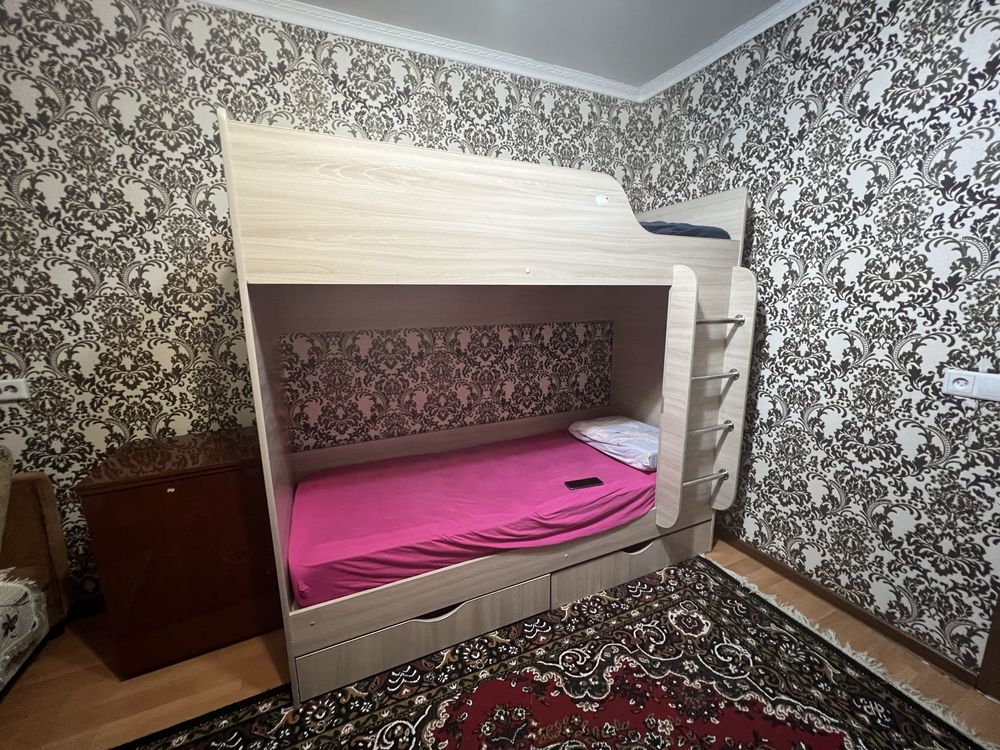 Продам 2х ярусную кровать!!!
