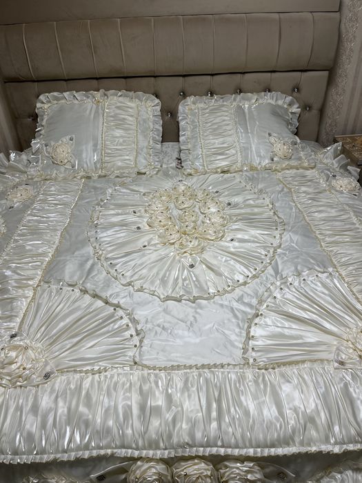 красивое свадебное покрывало новое