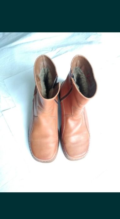 Cizme din piele naturală 100%, imblabite, cu talpa groasă din s