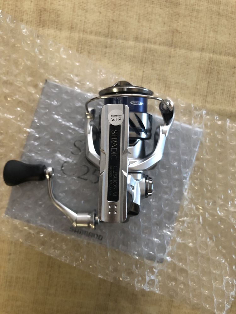 Shimano Stradic FM C2500S 2023 - 185гр.